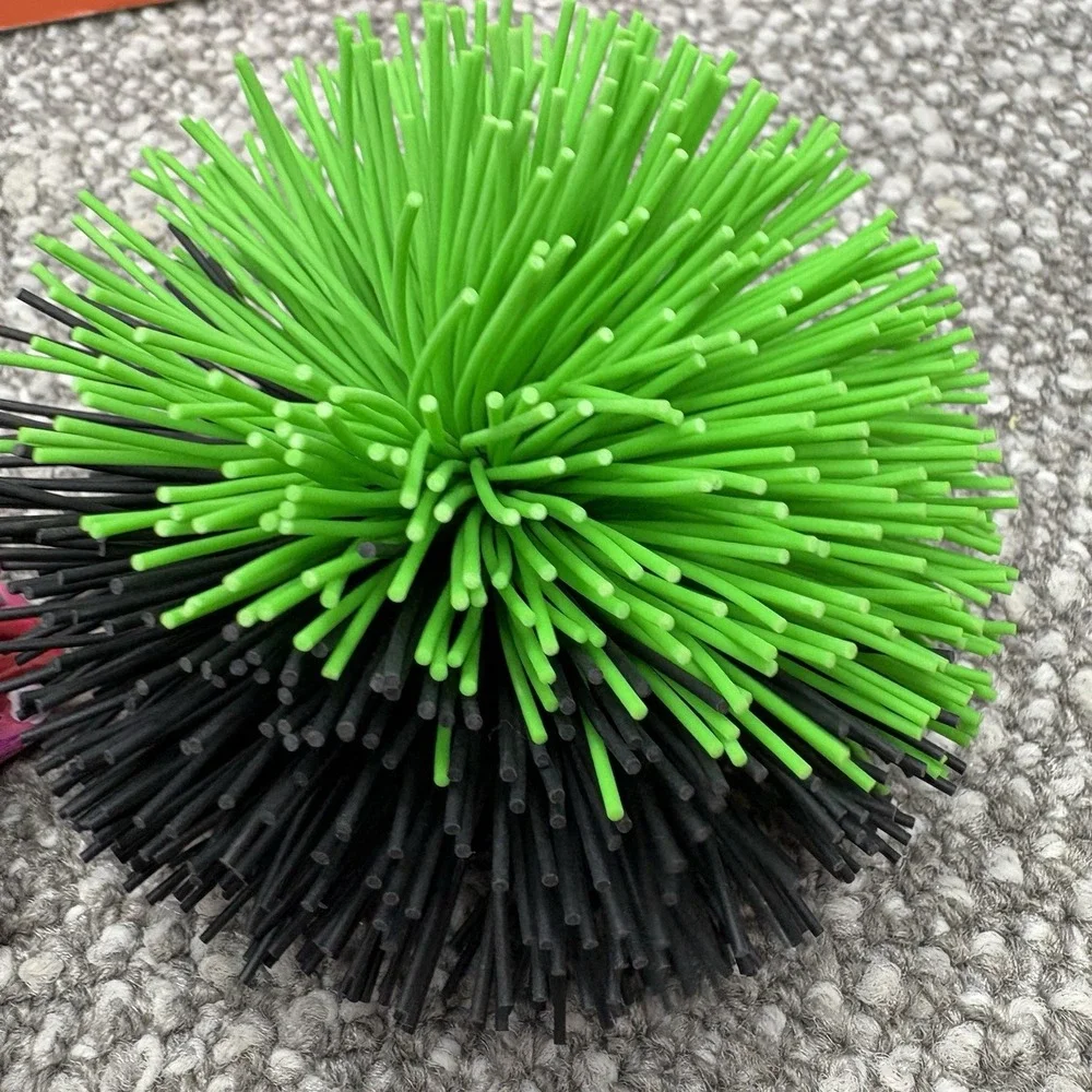 Koosh Ball Set Dinosaurs Tax Plain And Sling Shot Fidget Fun VTG Toys‎